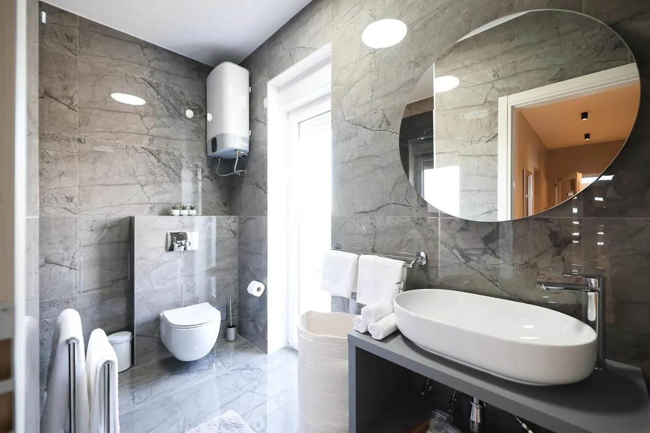 D-Palace Apartments-Olive Tree Donji Zemunik